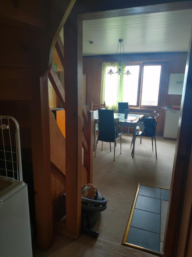 Appartement Chalet Tyl, vue imprenable sur les Alpes Valaisannes à Crans-Montana Chambre photo